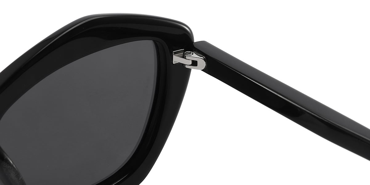 Manama Eyewear