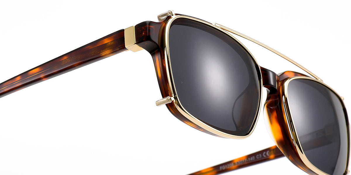 Radiant Attraction Eyewear